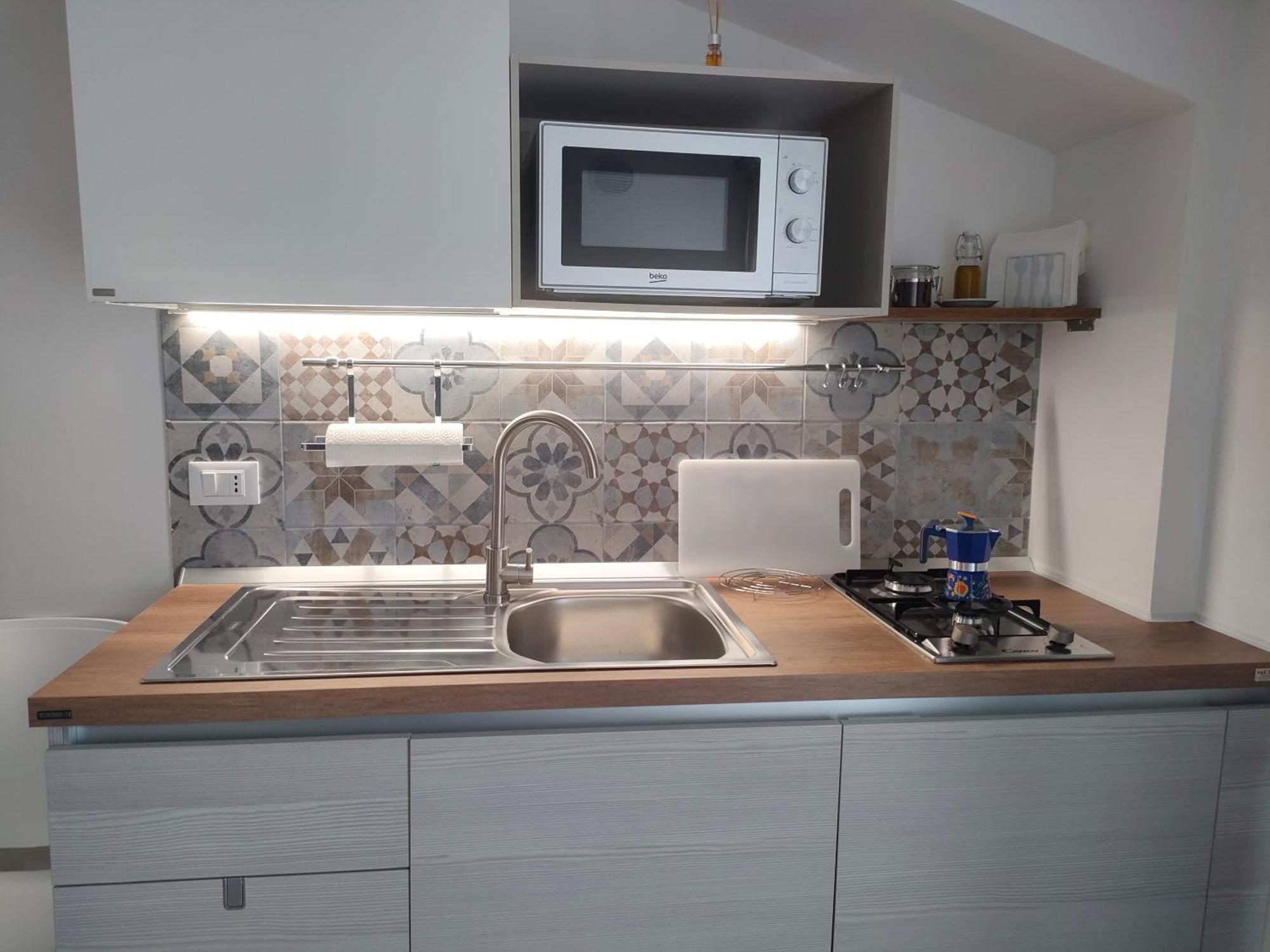Dh Studio Apartments 카스텔라마레델골포 외부 사진