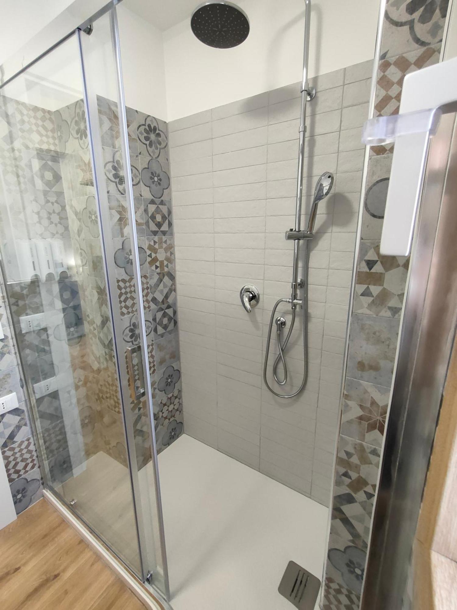 Dh Studio Apartments 카스텔라마레델골포 외부 사진