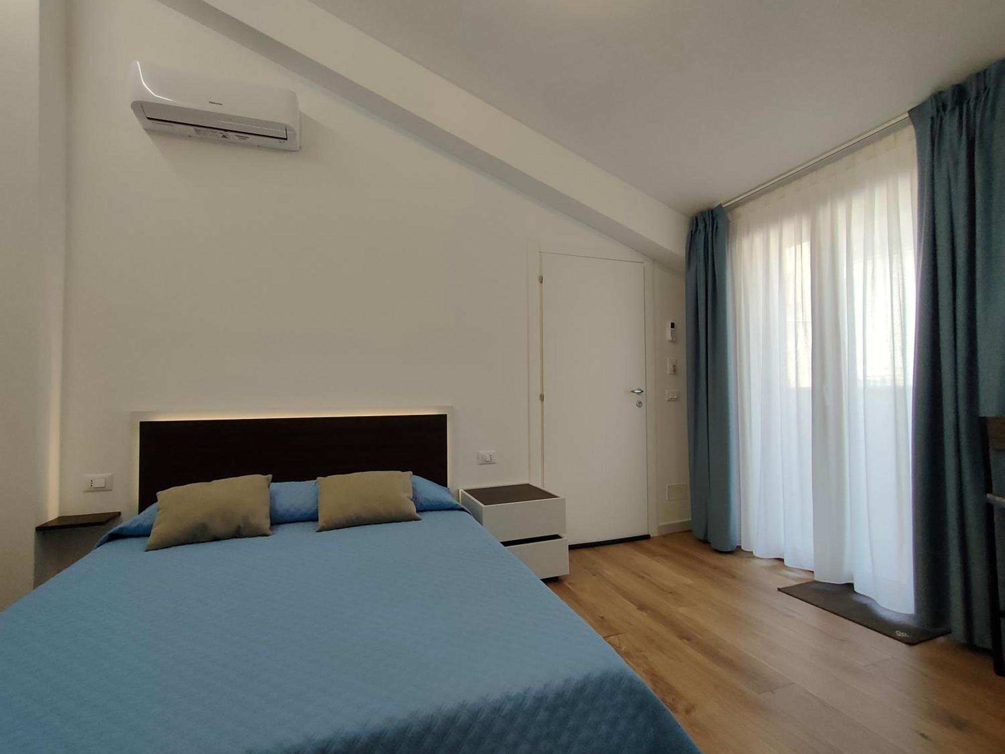 Dh Studio Apartments 카스텔라마레델골포 외부 사진
